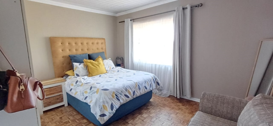 4 Bedroom Property for Sale in Amalinda North Eastern Cape